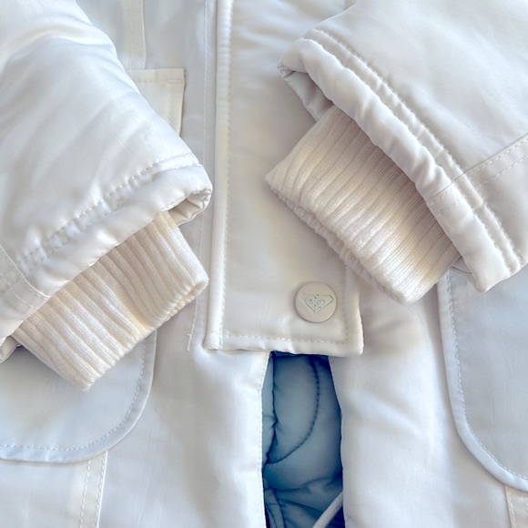 🌾 Roxy Snow Puff Jacket Coat Size S 🌾 - Picture 10 of 11